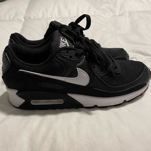 Nike Women's Air Max 90 / Size 7.5